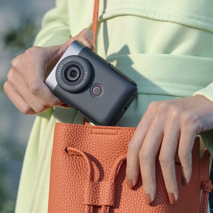 Canon PowerShot V10